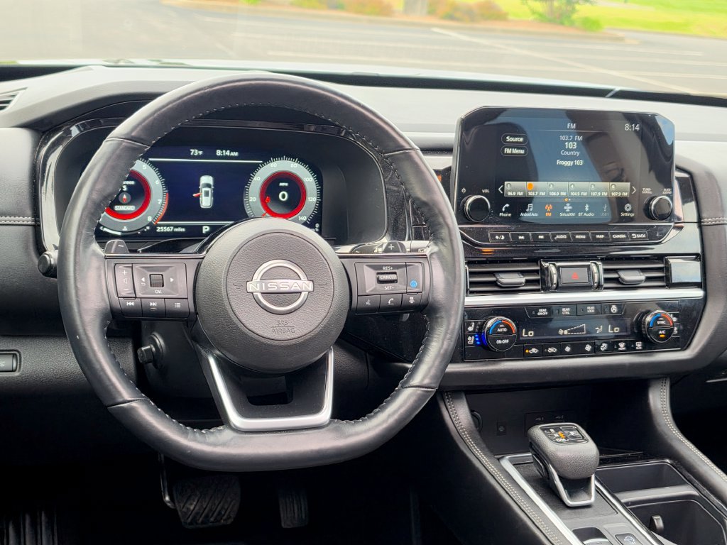 Used 2024 Nissan Pathfinder Platinum FWD image 39