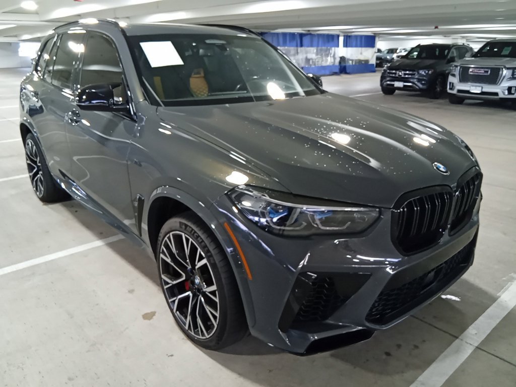 Used 2022 BMW X5 M w/ Competition Package 2 AWD/4WD image 3