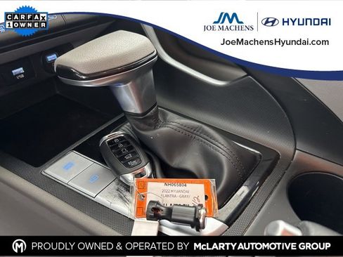 Certified 2022 Hyundai Elantra SEL image 33