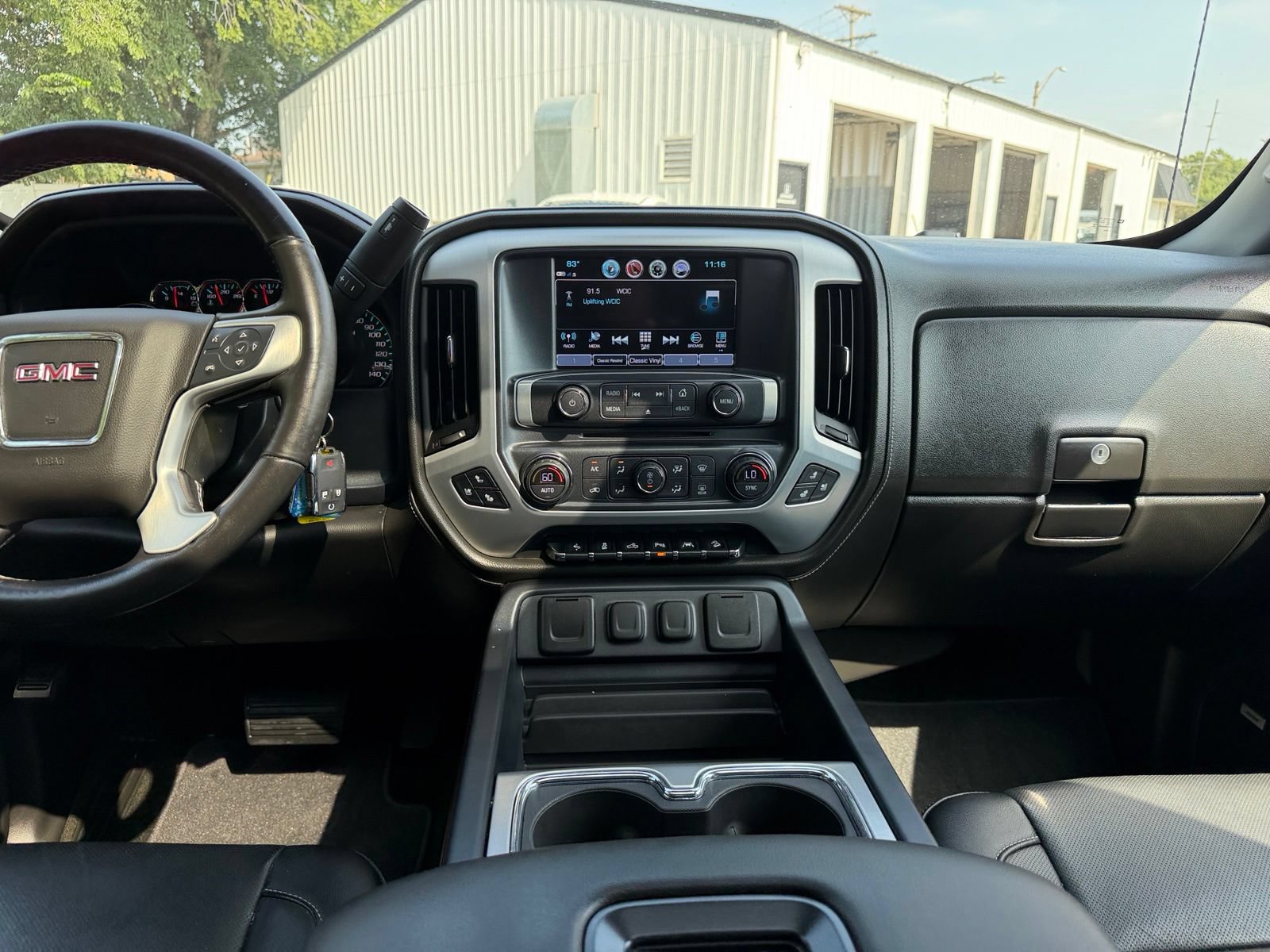 Used 2017 GMC Sierra 1500 SLT AWD/4WD image 18