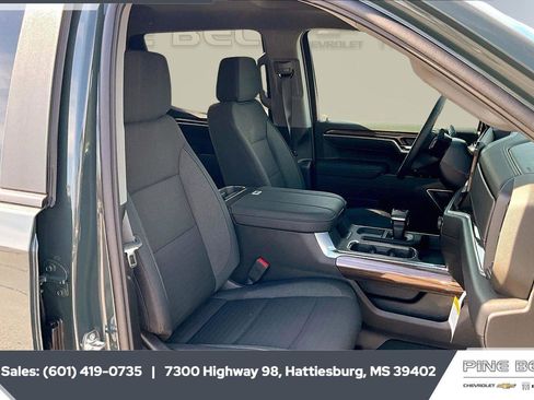 New 2026 Chevrolet Silverado 1500 LT w/ LPO, Dark Essentials Package RWD image 4