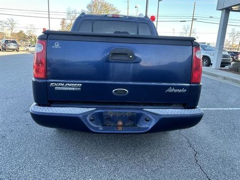 Used 2005 Ford Explorer Sport Trac XLS image 8