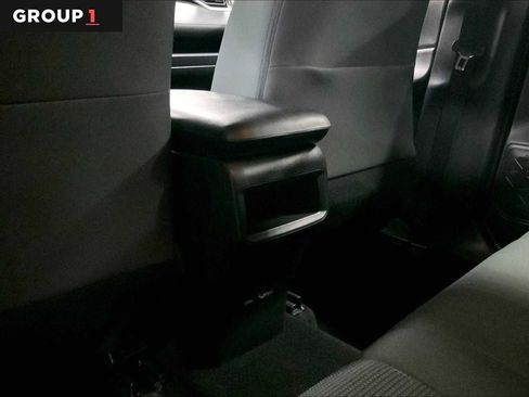 Used 2021 Toyota RAV4 LE image 34