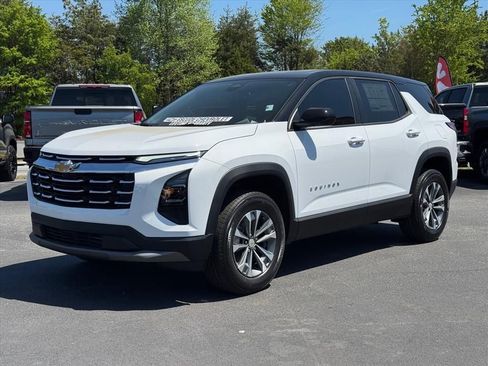 New 2026 Chevrolet Equinox LT FWD image 6
