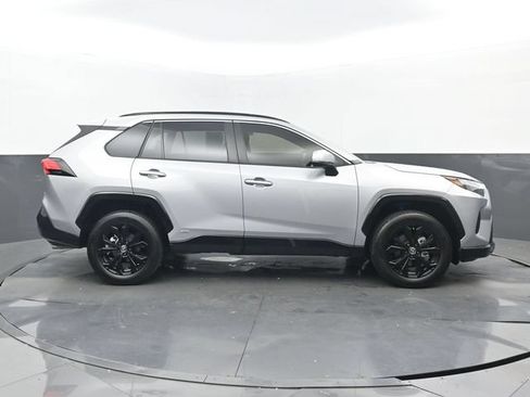 Used 2023 Toyota RAV4 SE AWD/4WD image 2