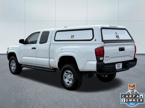 Used 2022 Toyota Tacoma SR image 6