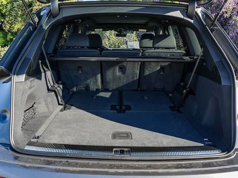 New 2026 Audi Q7 Premium image 29