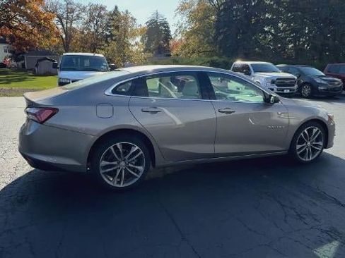 Certified 2024 Chevrolet Malibu LT FWD image 9