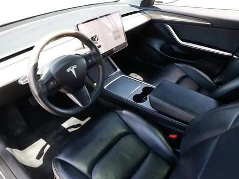 Used 2021 Tesla Model 3 Standard Range Plus RWD image 17