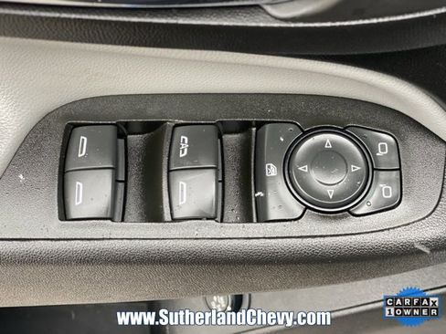 Used 2022 Chevrolet Equinox LT image 15