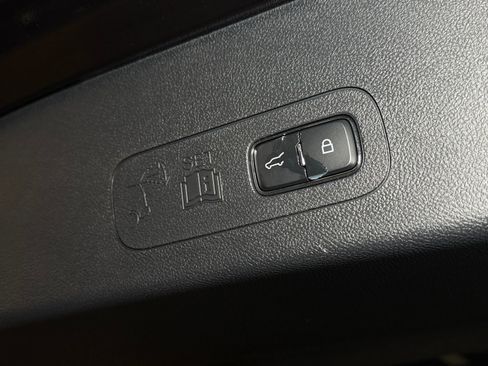 New 2026 Lincoln Aviator AWD image 16