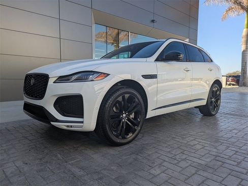 New 2026 Jaguar F-PACE R-Dynamic S image 8