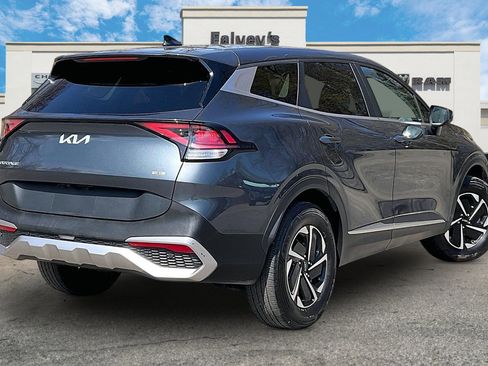 Used 2023 Kia Sportage LX AWD/4WD image 2