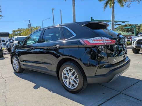 Certified 2022 Ford Edge SEL w/ Convenience Package image 6