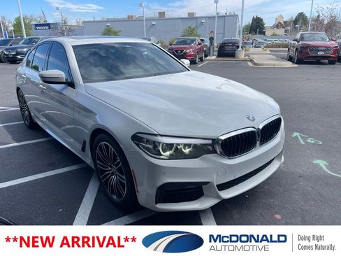 Used 2019 BMW 530i xDrive w/ M Sport Package AWD/4WD image 4