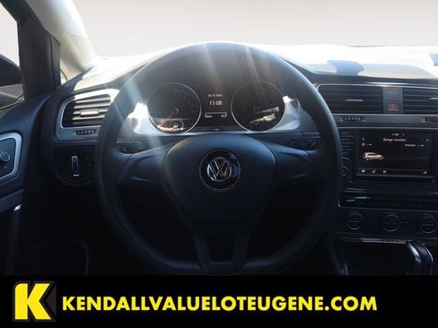 Used 2016 Volkswagen e-Golf SE w/ DC Fast Charging Package FWD image 12