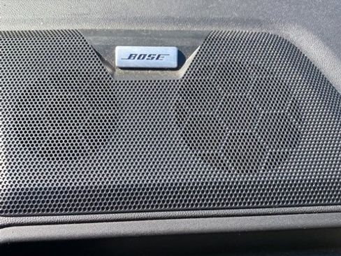 Used 2024 GMC Canyon Denali image 43