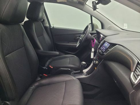 Used 2020 Chevrolet Trax LT w/ Driver Confidence Package image 21