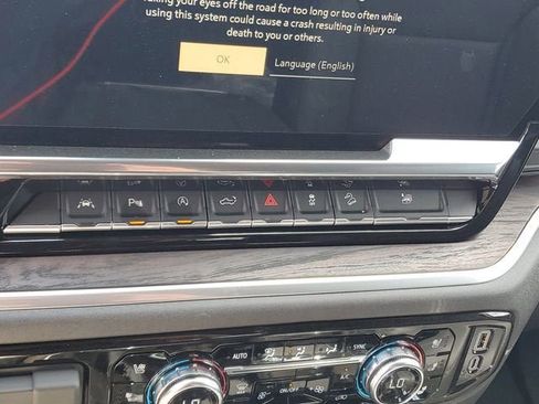 New 2026 GMC Sierra 1500 SLT image 25