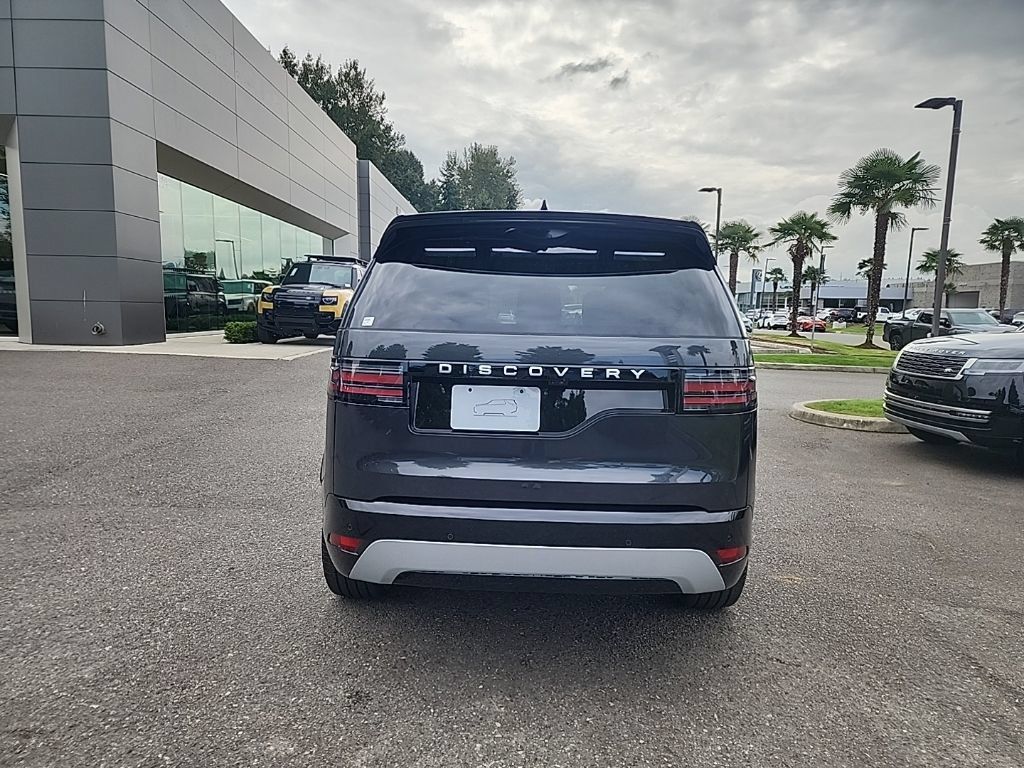 New 2026 Land Rover Discovery Limited Edition AWD/4WD image 4