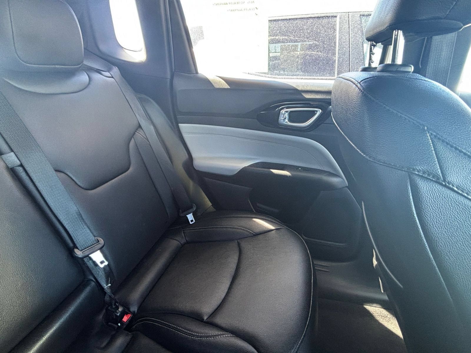 Used 2025 Jeep Compass Limited AWD/4WD image 35