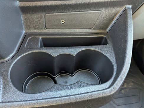 Used 2018 Ford Transit 350 XL image 23