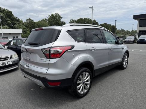 Used 2017 Ford Escape Titanium FWD image 4