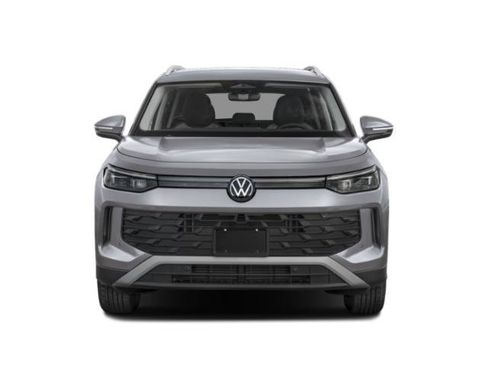 Used 2026 Volkswagen Tiguan S FWD image 4