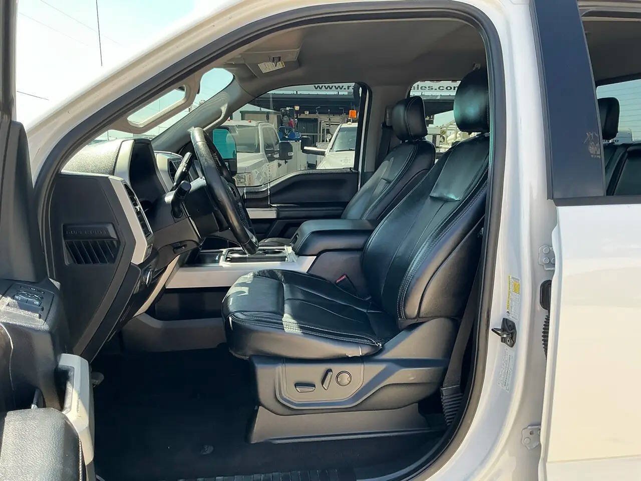 Used 2020 Ford F250 Lariat AWD/4WD image 13