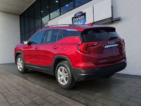 Used 2018 GMC Terrain SLE w/ Driver Convenience Package image 5