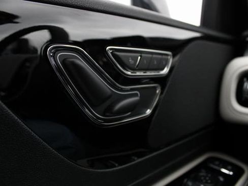 New 2026 Lincoln Aviator Premiere image 42