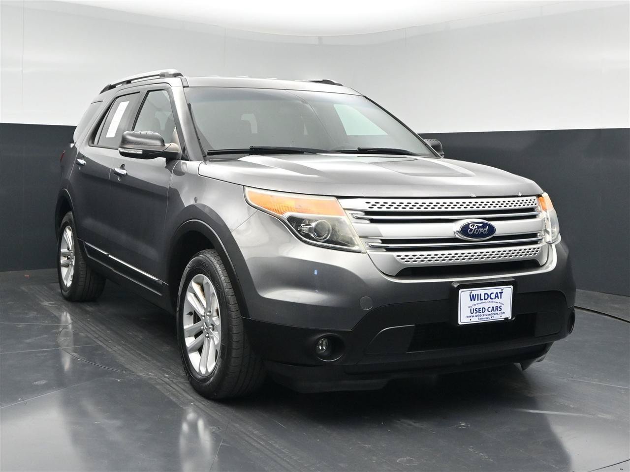 Used 2014 Ford Explorer XLT AWD/4WD image 1