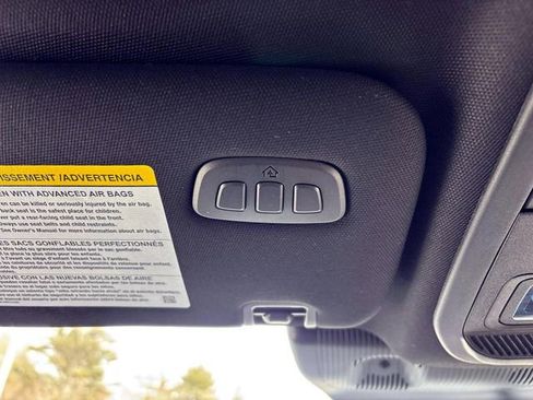 Used 2025 Ford Explorer ST-Line image 28