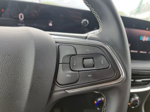 Used 2025 Buick Encore GX Preferred image 13