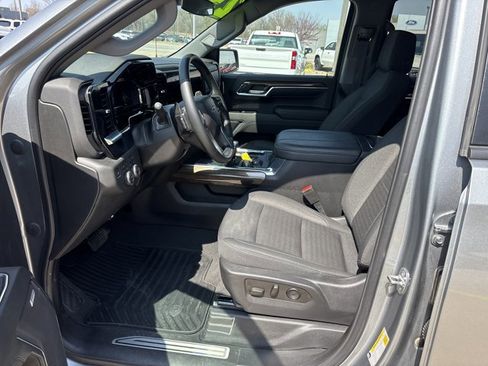 Used 2023 Chevrolet Silverado 1500 RST w/ Convenience Package II image 15