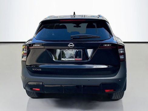 New 2026 Nissan Kicks SV image 7