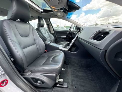 Used 2017 Volvo S60 T5 Inscription AWD/4WD image 29