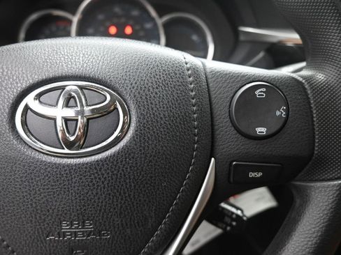 Used 2016 Toyota Corolla L image 14