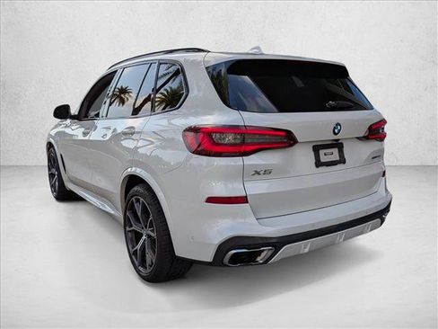 Used 2022 BMW X5 xDrive40i w/ M Sport Package image 7