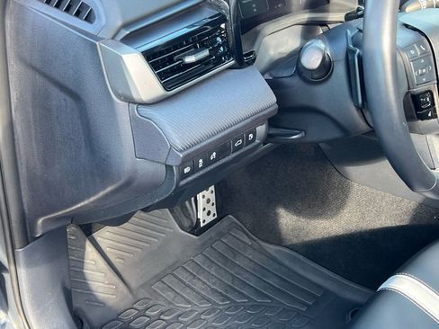 Used 2025 Toyota Camry SE w/ Multimedia Upgrade Package image 12