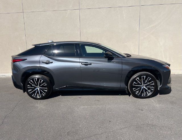 Used 2024 Lexus RZ 300e Premium w/ Accessory Package (K3) FWD image 5