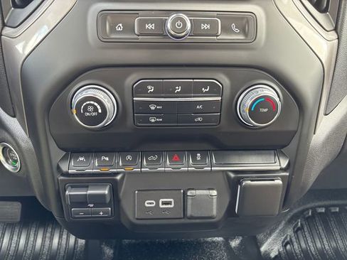 Used 2024 Chevrolet Silverado 1500 W/T w/ WT Value Package image 19