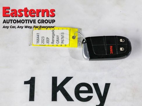 Used 2023 Jeep Renegade Latitude image 24