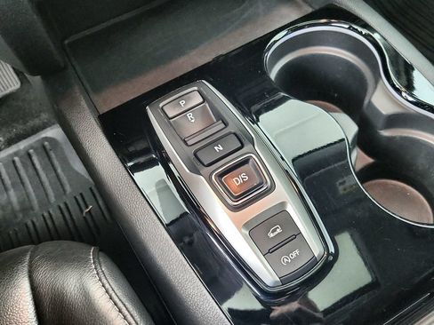 Used 2019 Honda Pilot Touring image 31