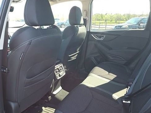 Used 2024 Subaru Forester Premium image 8