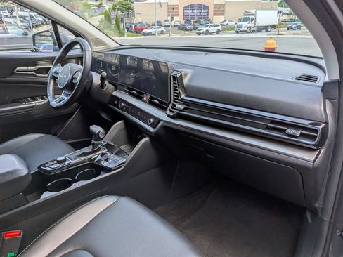 Used 2023 Kia Sportage EX AWD/4WD image 24
