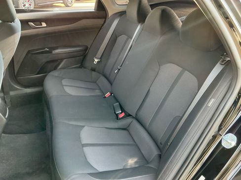 Used 2022 Kia K5 LX image 19
