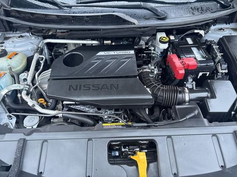 Used 2023 Nissan Rogue SV AWD/4WD image 35