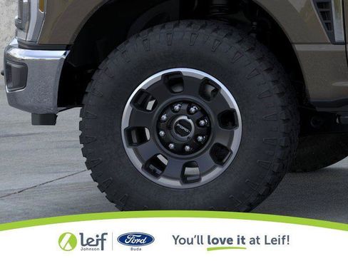 Used 2026 Ford F250 Lariat w/ Tremor Off-Road Package AWD/4WD image 32