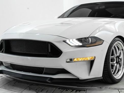 Used 2019 Ford Mustang GT Premium w/ GT Performance Package RWD image 15